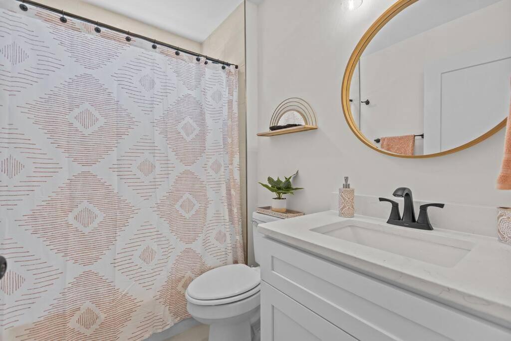 Contemporary Home, Close To Downtown And Nccu Durham Ngoại thất bức ảnh